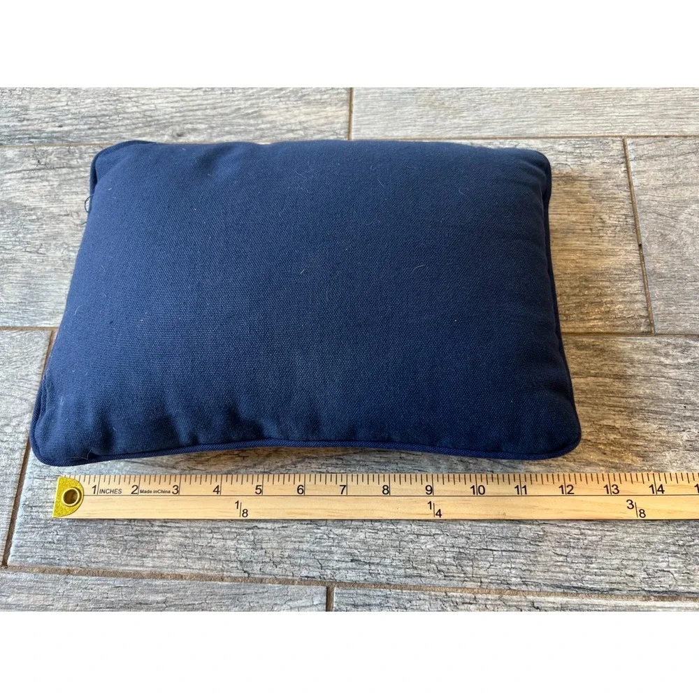 Friendship Pillow Needlepoint Throw Cottage‎ Button Pin Sewing Quilting Friends